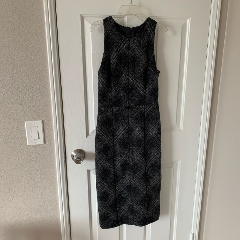 Banana Republic Wool Sheath Dress (Gray / Plaid) - Picture 2 of 3